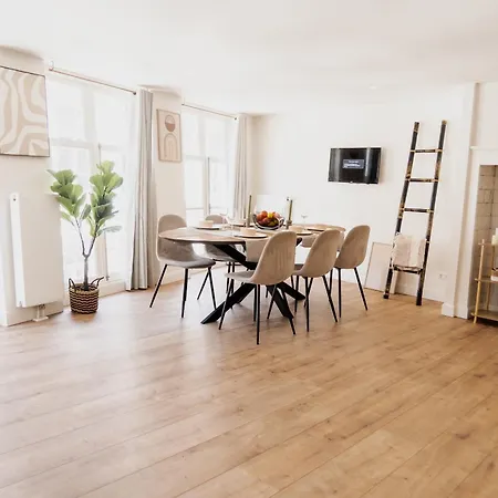 2br 1 Min Walk To Rembrandtplein & Dam Square