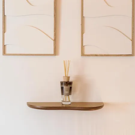 2br 1 Min Walk To Rembrandtplein & Dam Square